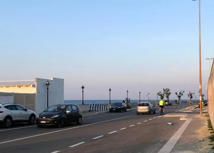 Sunset Palese - A 10m Dal Mare